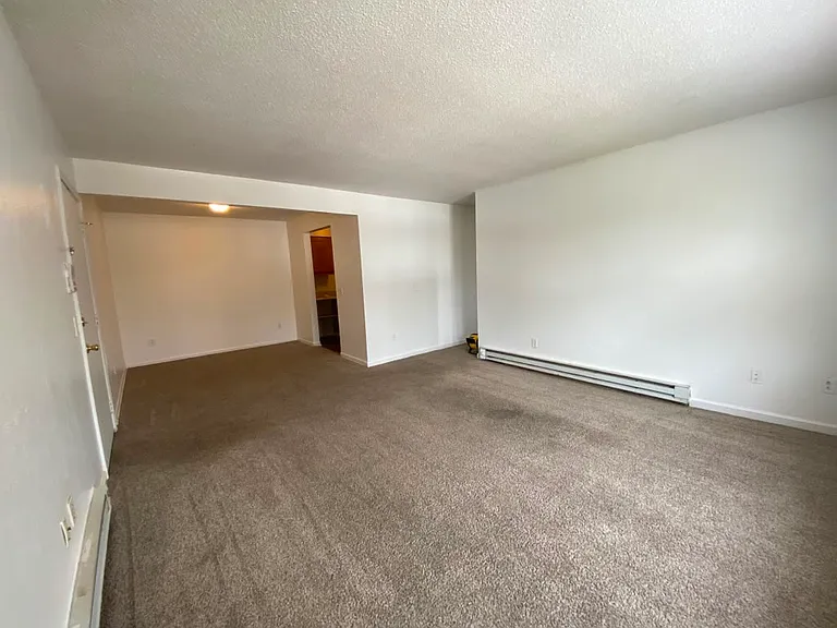 1432 Brooke Park Dr #1 — Photo 10