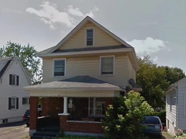 6366 Ker St, Niagara Falls, ON L2G 1X8