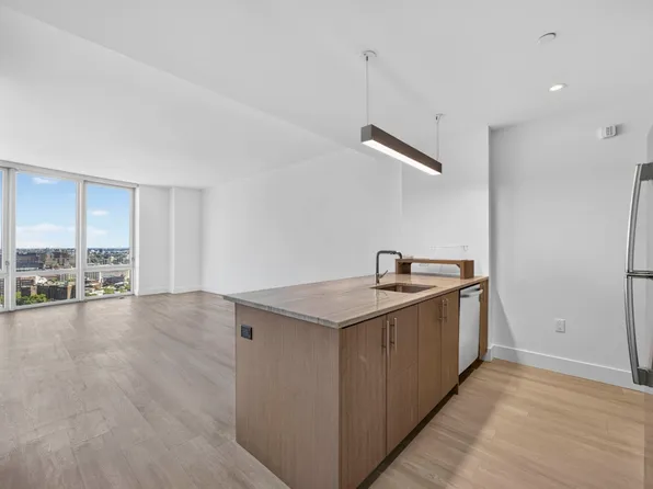 86 Fleet Pl, Brooklyn, NY