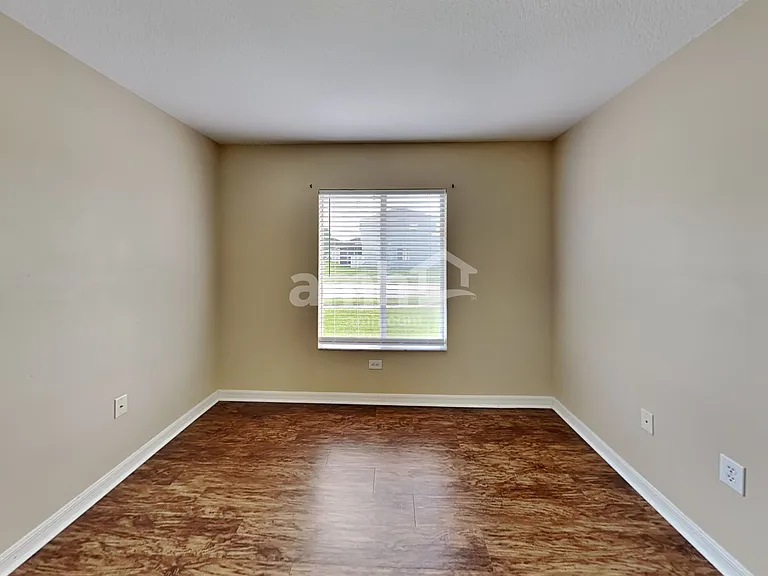 27826 Breakers Dr — Photo 16