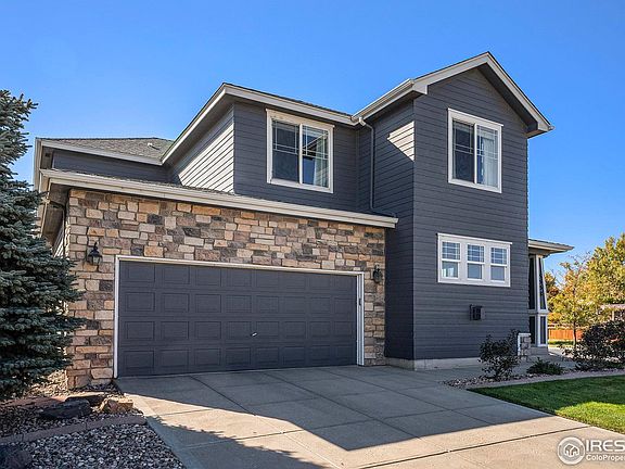 2nd image of 5558 Longs Peak St