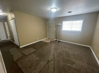 2035 Willard St, Gary, IN 46404