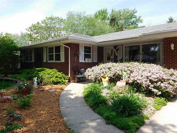 2nd image of 3804 Kentucky Dr