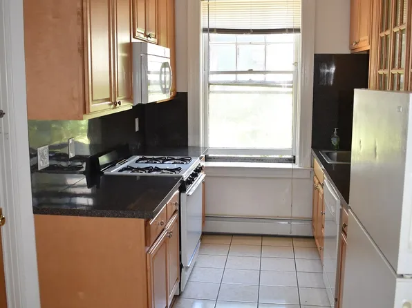 151 Cold Spring St #A5, New Haven, CT 06511