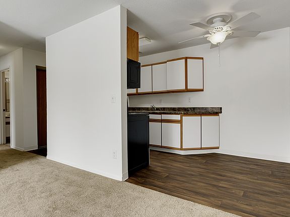 4th image of 2240 Skillman Ave E #17313839