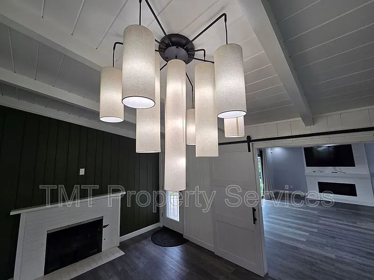 9 W Robinhood Dr — Photo 83