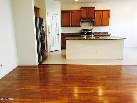 5th image of 3446 E Mesquite St