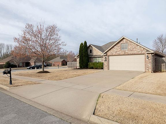 4th image of 335 N Drewrys Blf