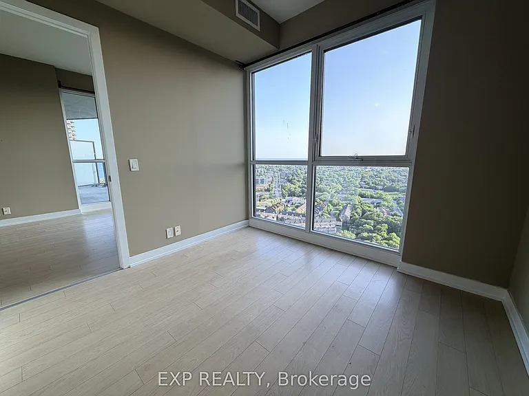 10 Park Lawn Rd #3104 — Photo 12