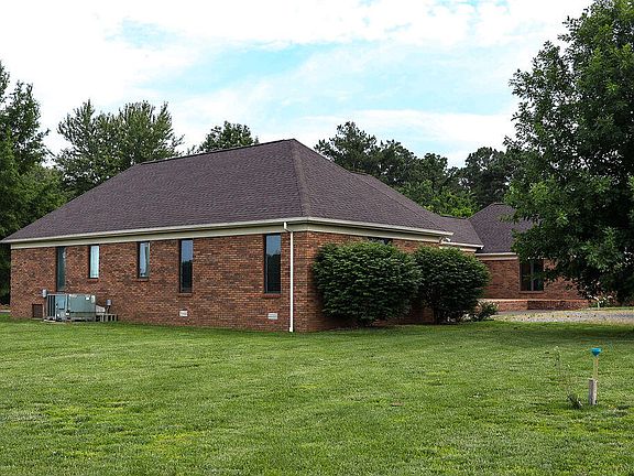4th image of 662 Macedonia Church Rd