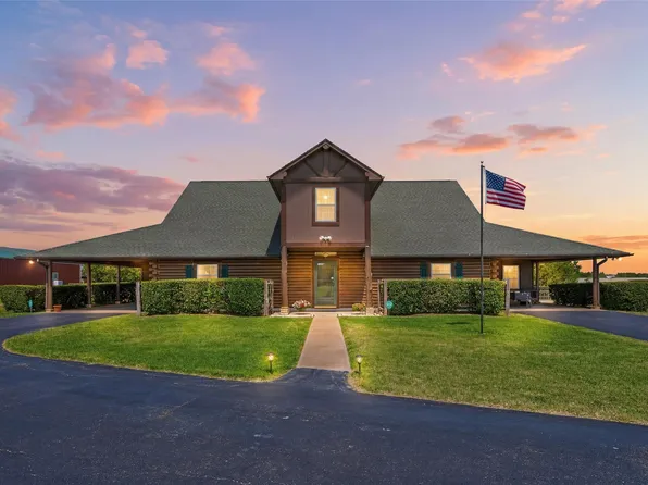 7301 Comer Ln, Weatherford, TX 76085