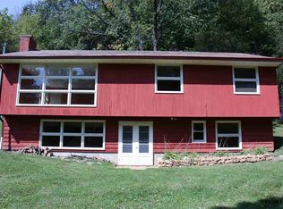 18727 Datisman Ln, Durango, IA 52039