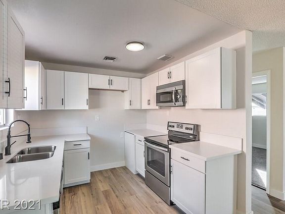2nd image of 1370 May Ave