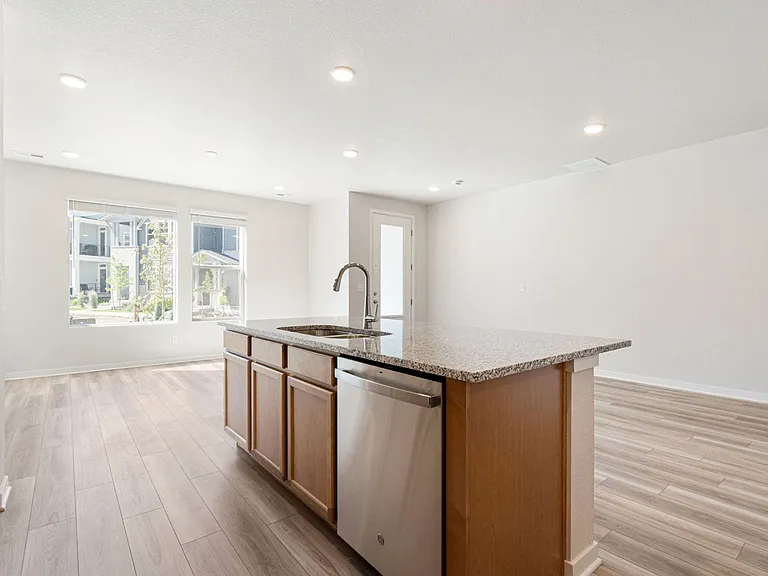 2764 Blue Iris Dr — Photo 10