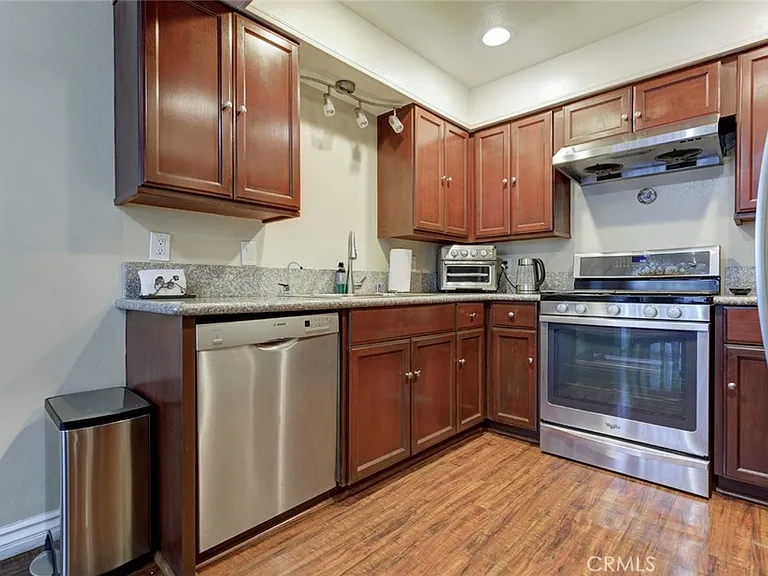 7631 Vineland Ave #2 — Photo 8