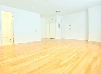 Rented by MAC Realty NY