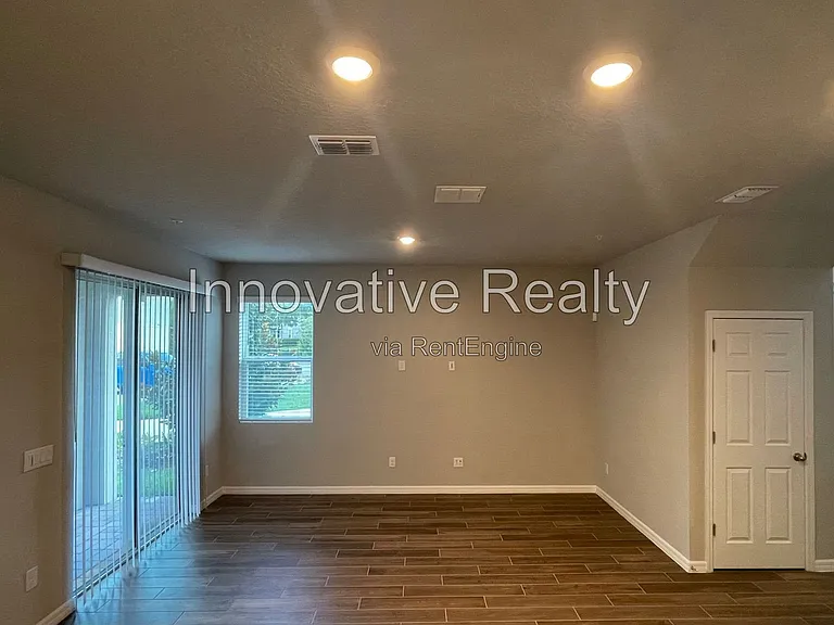 1016 Legacy Winds Way — Photo 6