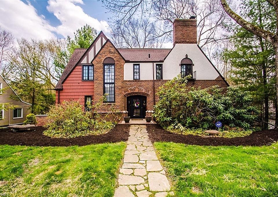 1st image of 712 Palisades Dr