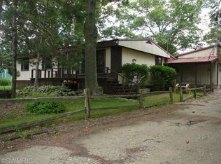 28143 Maystead Rd, Sturgis, MI 49091