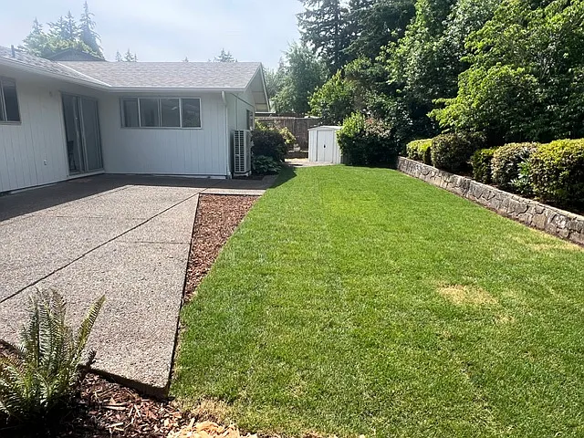 825 NW 21st Ave — Photo 3