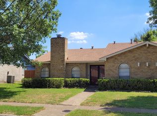 10218 White Elm Rd, Dallas, TX 75243