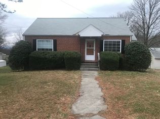 3452 Westmoreland Dr, Roanoke, VA 24018