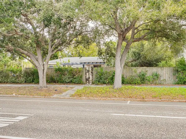 5655 1st Ave N, Saint Petersburg, FL 33710