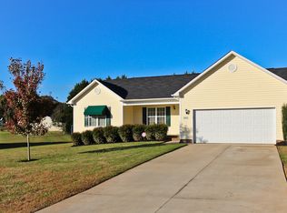 2570 Broodmare Dr, Maiden, NC 28650