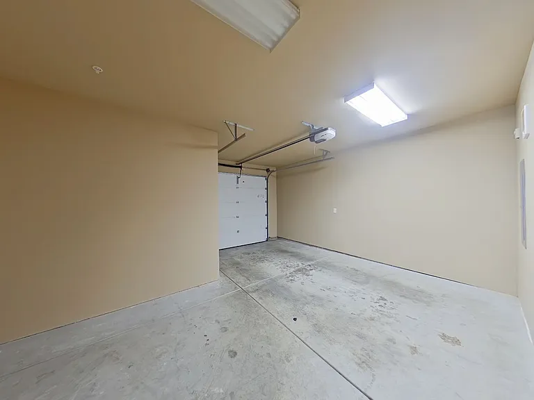 Hilyard Townhomes — Photo 5