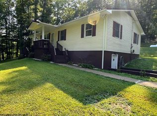 2076 Birds Run Rd, Route, WV 26330