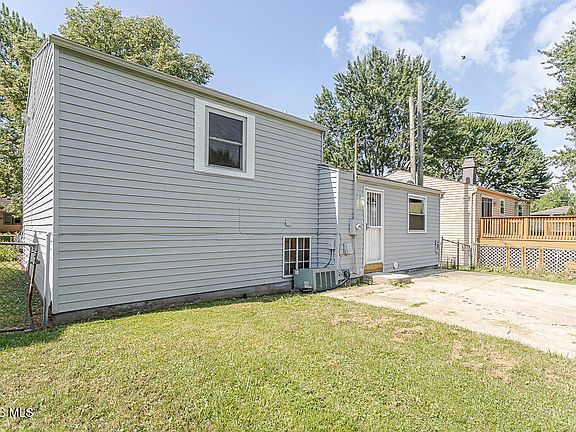 4th image of 5054 Kitchener Dr