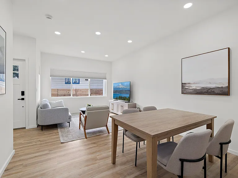 6204 46th Ave S #6204 — Photo 8