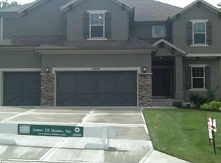 22021 W 122nd St, Olathe, KS 66061
