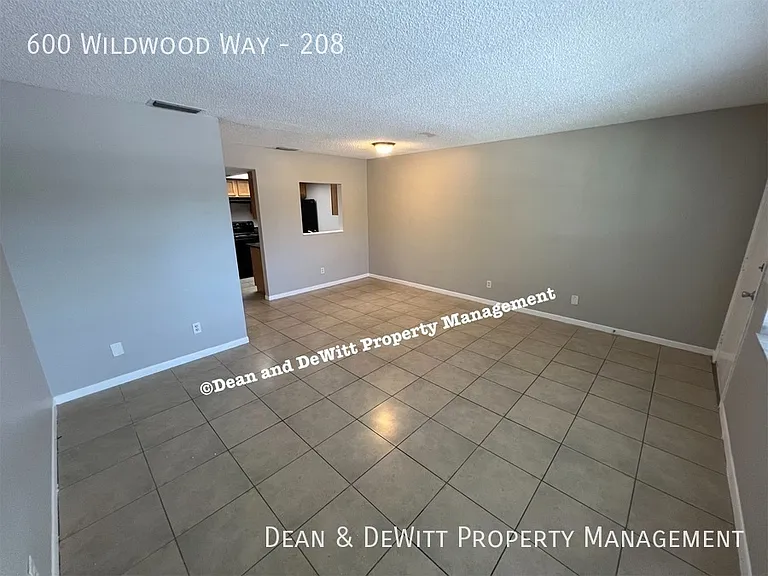 600 Wildwood Way #208 — Photo 3