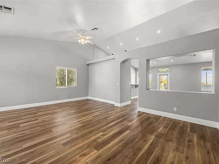 328 Waterwheel Falls Dr — Photo 10