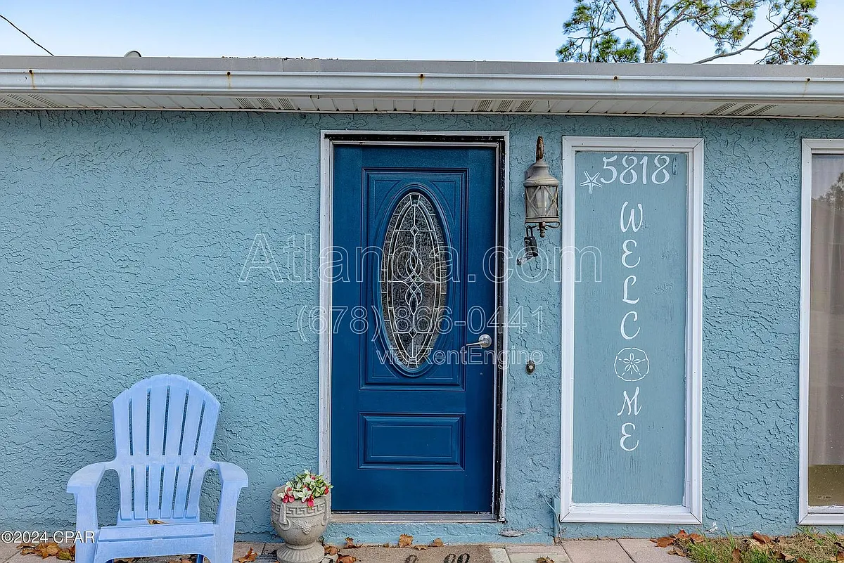 Building Photo - 5818 Hilltop Ave