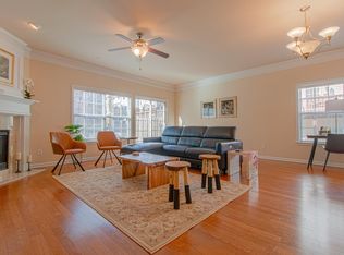 623 Coligny Ct, Sandy Springs, GA 30350