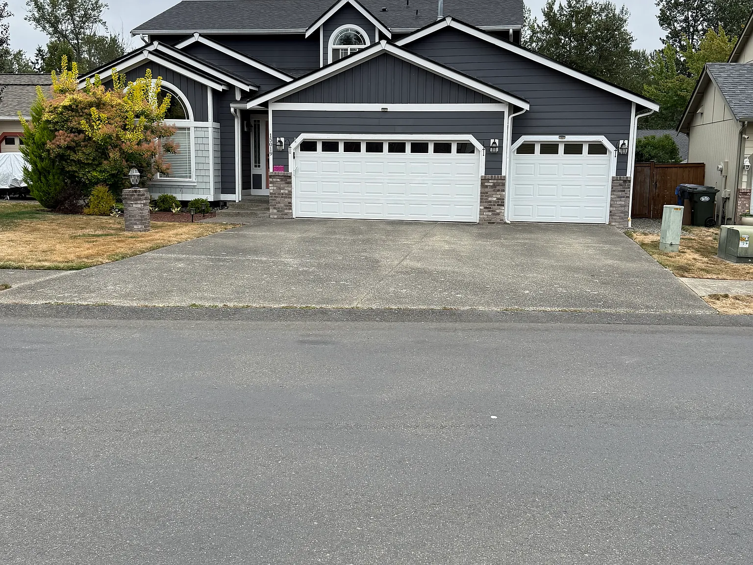 4 bed, 2249 sqft, $3,200 — Photo 1