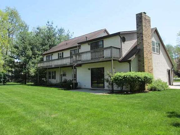 4th image of 105 Woodlawn Dr