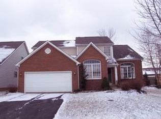 5786 Pinewild Dr, Westerville, OH 43082