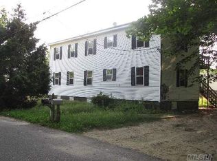 149 Washington Dr, Mastic Beach, NY 11951