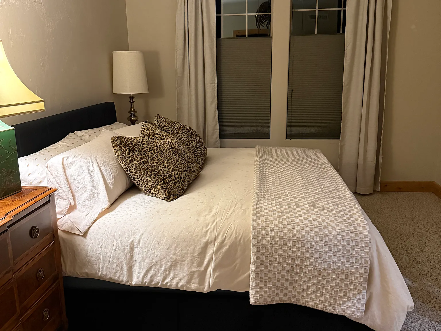 2 bed, 1026 sqft, $3,250 — Photo 4