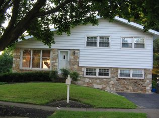 456 W Woodland Ave, Penndel, PA 19047