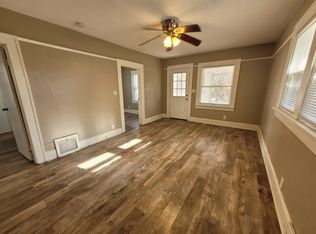 3020 Columbia St, Des Moines, IA 50313