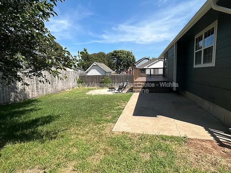 1823 S Shiloh St — Photo 39