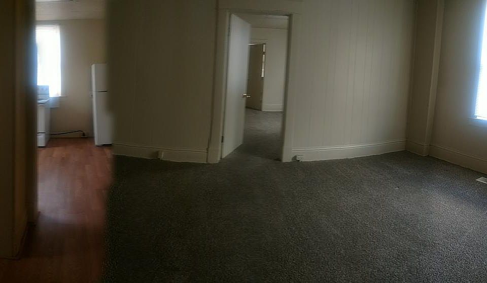 2nd image of 517 S Division St APT 9