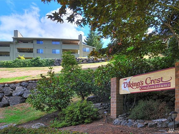 2nd image of 20183 Vikings Crest Loop NE #204