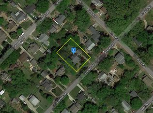 35 Franklin Rd, Newport News, VA 23601