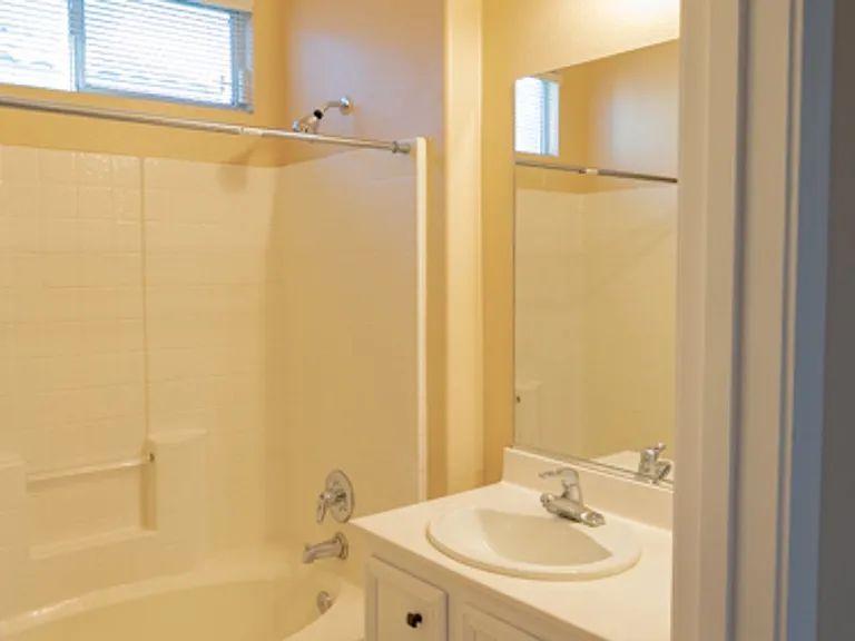 9205 Guggenheim Ct — Photo 21