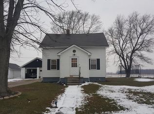 13616 Frankfort Rd, Swanton, OH 43558